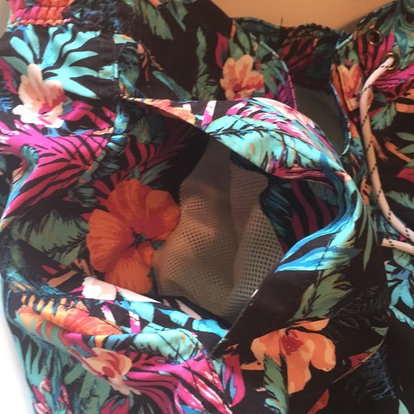 St.John’s Bay Men’s Swimsuit vintage - Picture 5 of 5